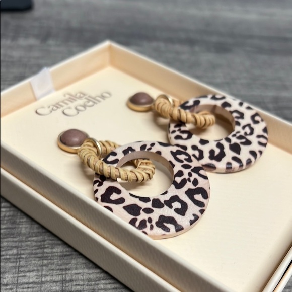 Camila Coelho | Leopard Print Dangle Earrings ✨ - Picture 5 of 7